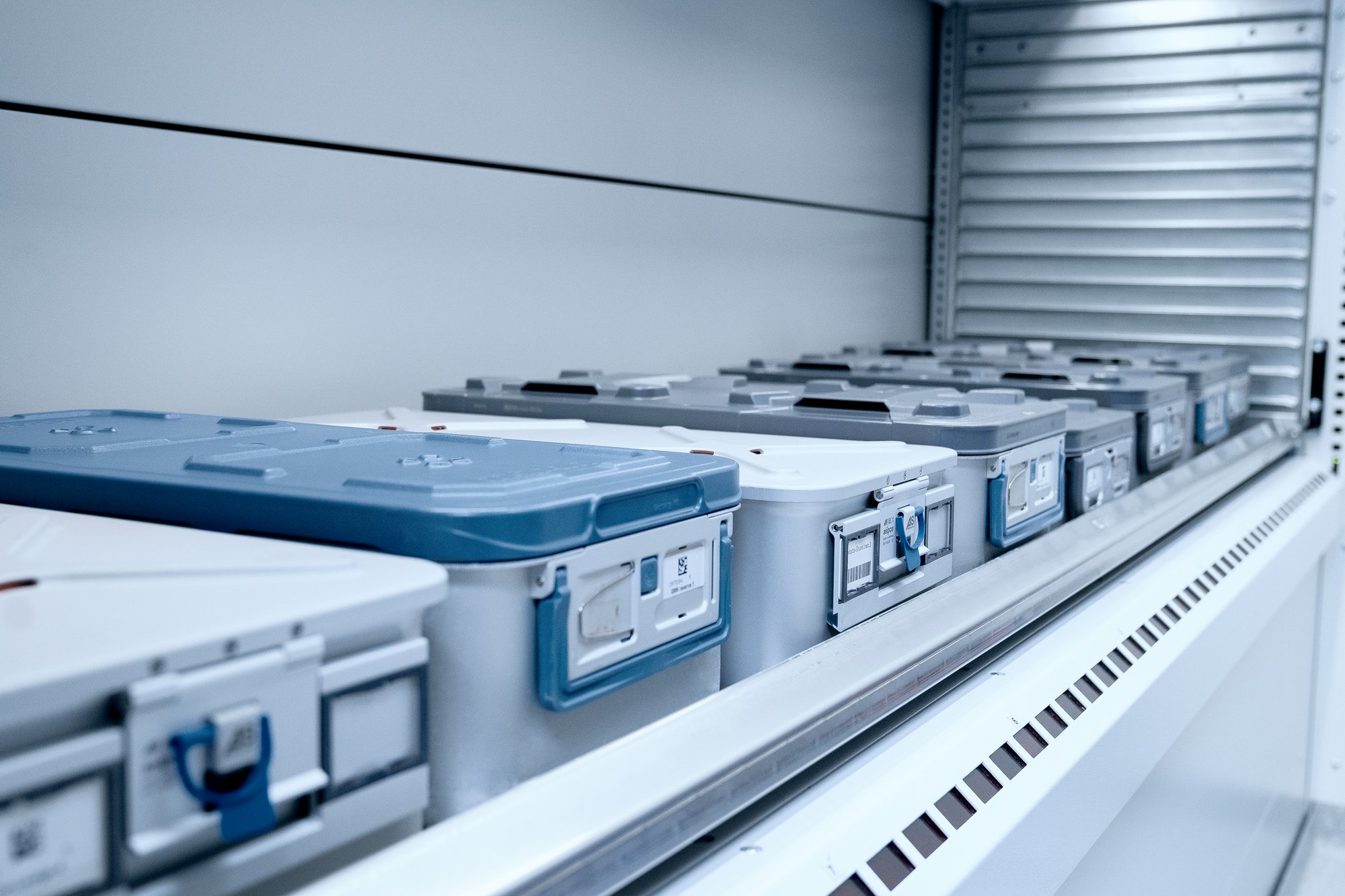 Sterile picking environment
