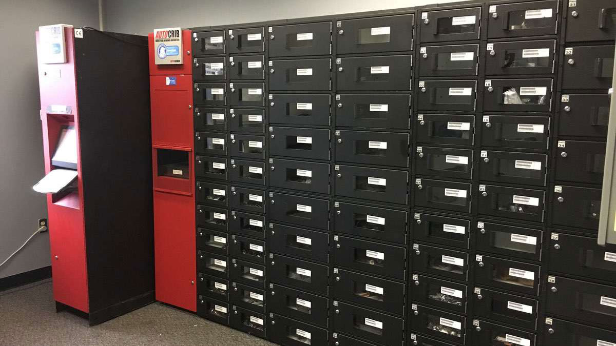 Secure medical supply vending with labeled compartments