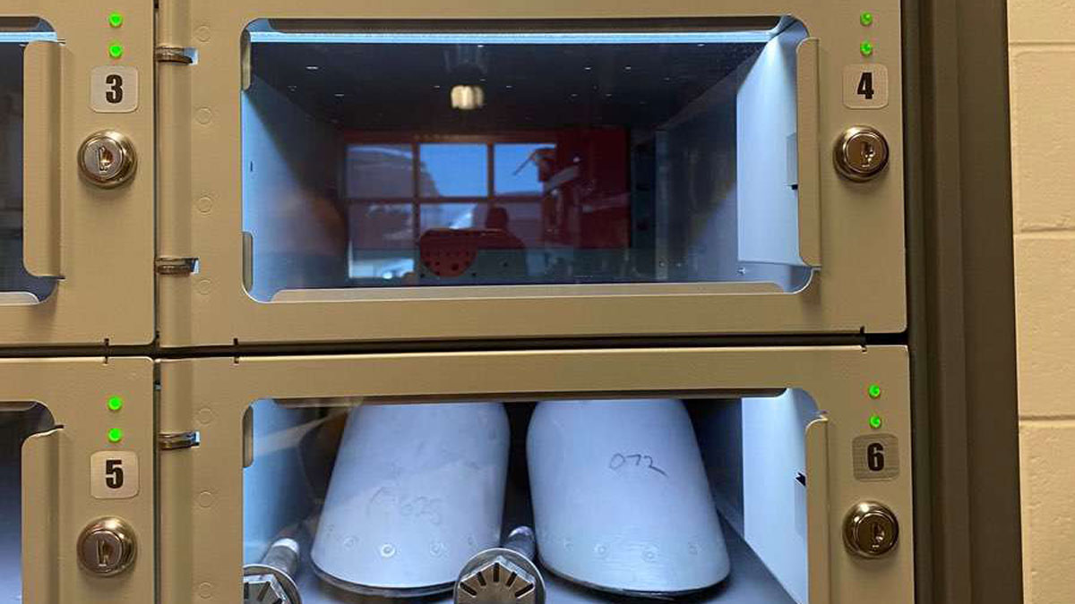 Vending unit  used for tracking and distributing industrial components