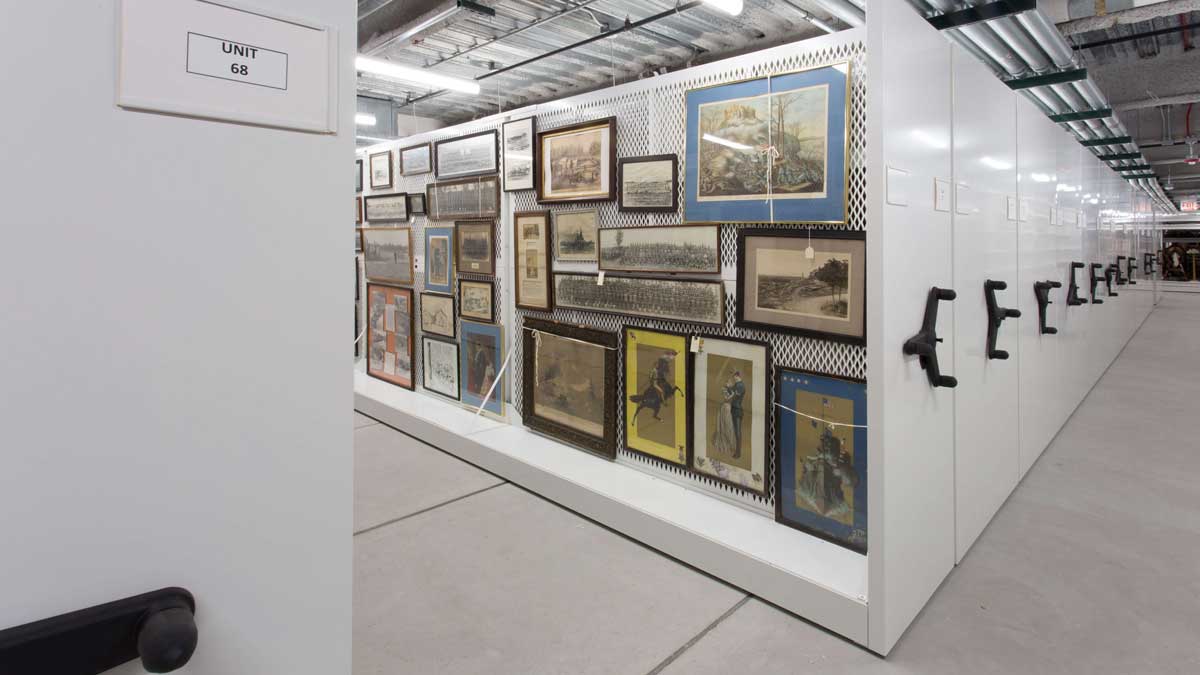 Compact mobile storage for framed art