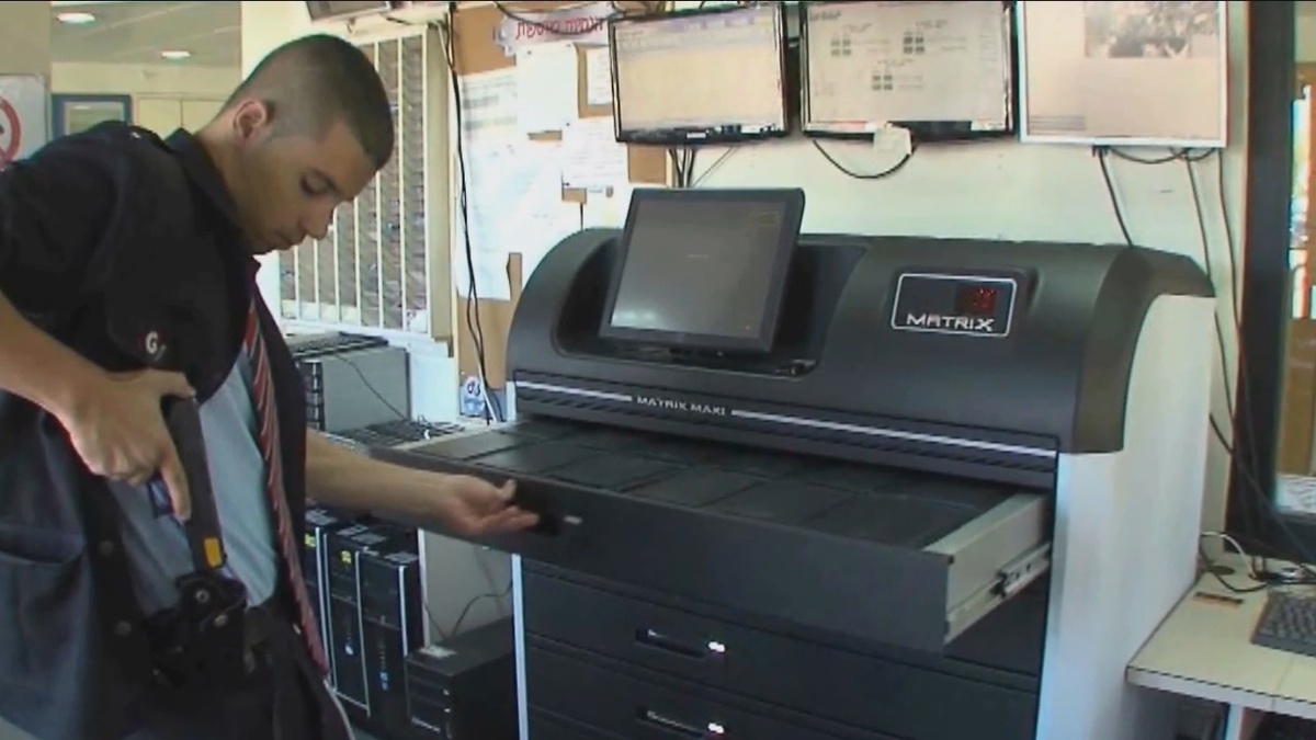 Biometric pistol vault in a police armory for secure weapon access and management