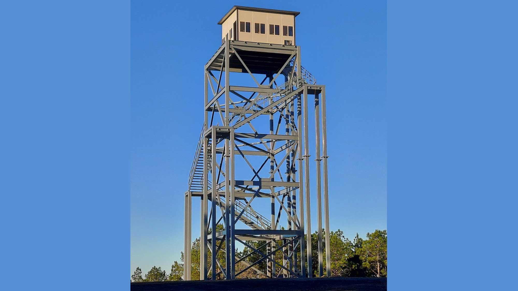 prefabricated range tower with wraparound deck for firewatch monitoring