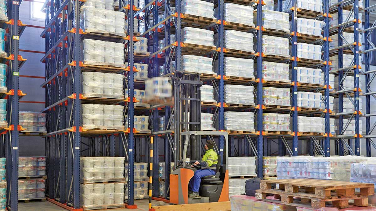 industrial drive through pallet racking systems