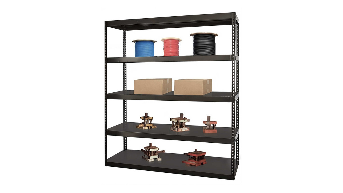 Heavy duty industrial shelving with high capacity shelves