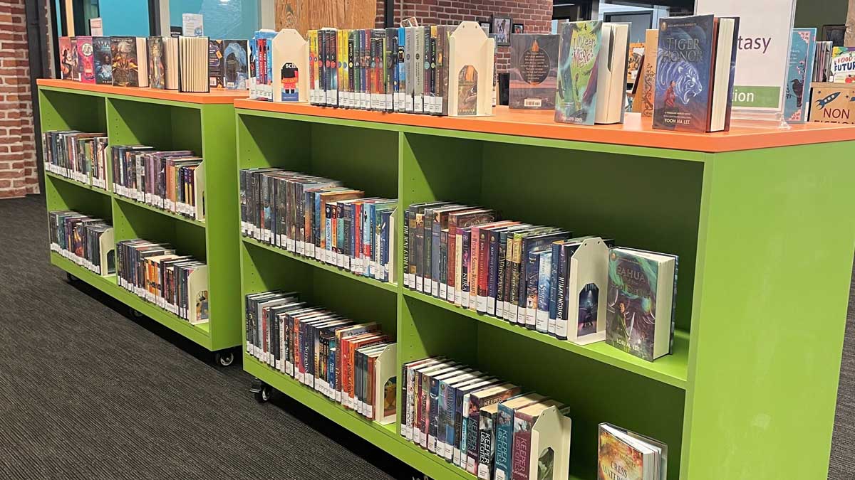 Mobile library book carts for convenient book transport and efficient storage