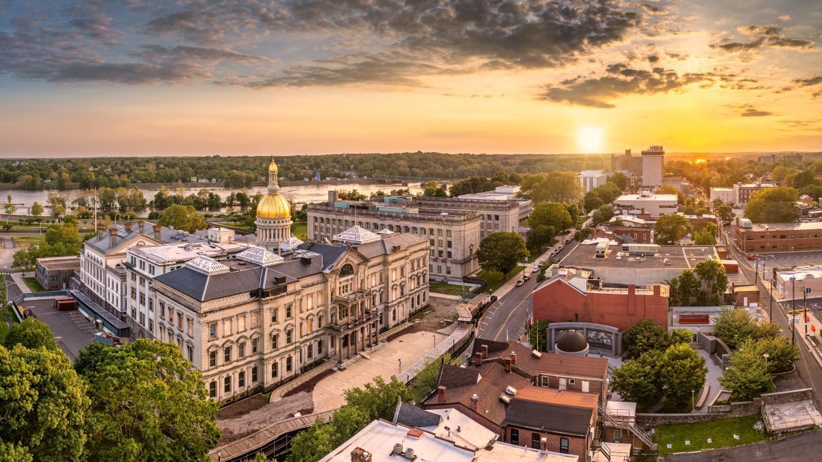 Trenton, New Jersey downtown skyline and courthouse